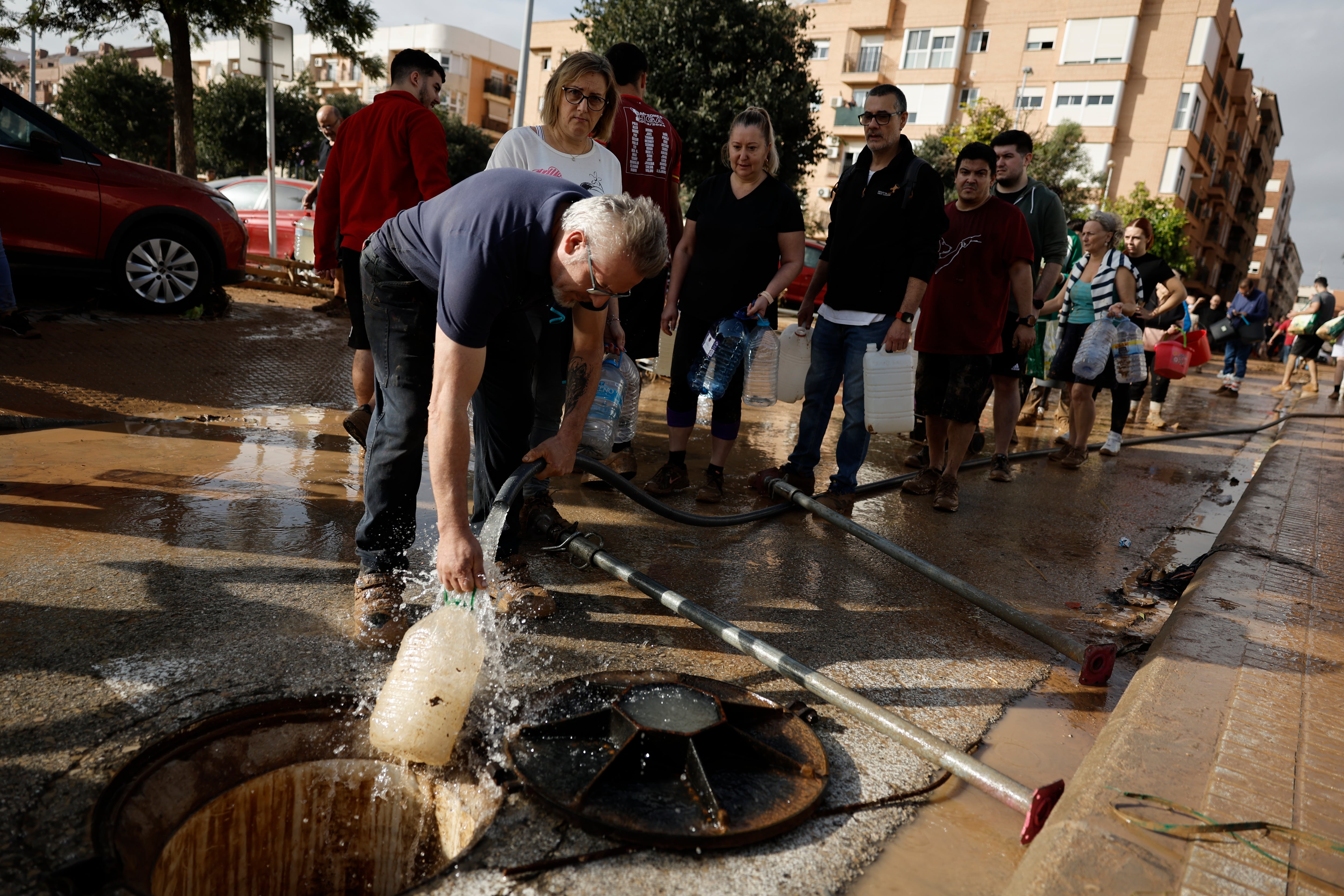 Diez consejos para que las familias puedan ayudar y acompañar a los niños tras una situación trágica