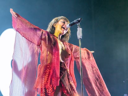 Eva Amaral, durante su concierto del sábado en el Sonorama, en la localidad burgalesa de Aranda de Duero.