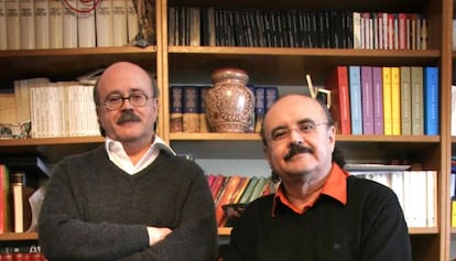Josep Lluís Sirera, a la izquierda, con su hermano Rodolf Sirera.