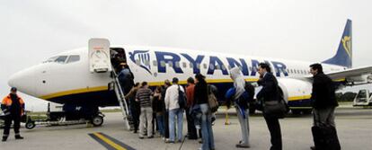 Si en tres años el crudo se mantiene por encima de 150 dólares, Ryanair será la única aerolínea europea rentable, según Goldman Sachs.