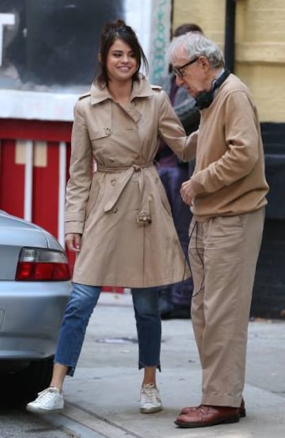 Selena Gomez, con Woody Allen en las calles de Nueva York.