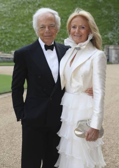 Ralph Lauren y Ricky Anne Loew-Beer en el castillo de Windsor, en 2014.