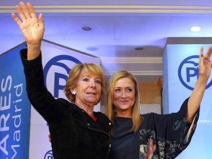 Las expresidentas de la Comunidad de Madrid Esperanza Aguirre y Cristina Cifuentes. 