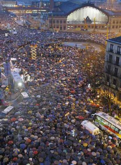 Manifestación en Atocha contra el atentado del 11-M, en 2004.