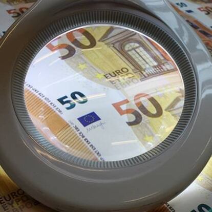 Billetes nuevos de 50 euros, en producción en una imagen cedida por el BCE.
