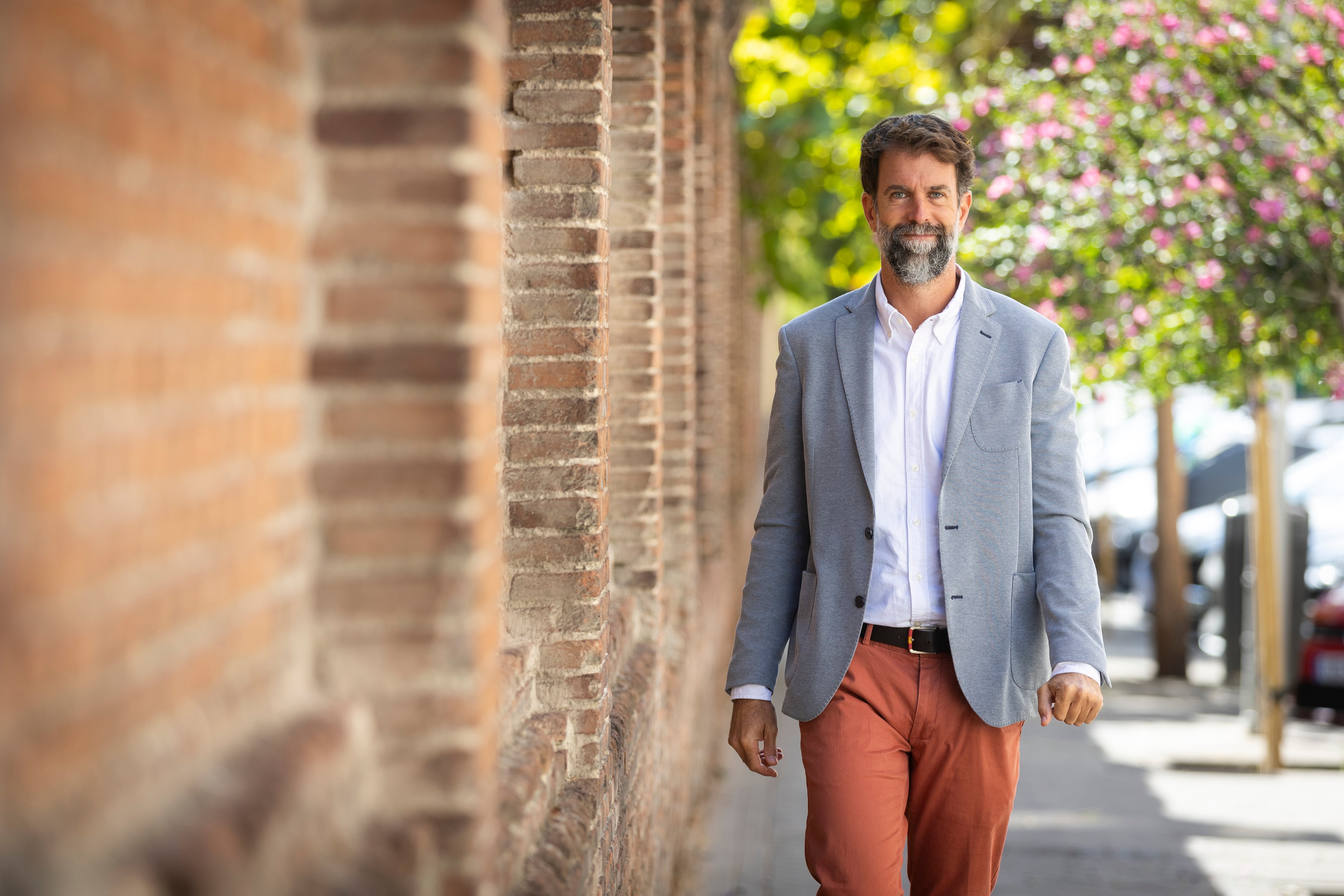 Rafa Guerrero, psicólogo infantojuvenil: “La manada tecnológica no aporta vínculo real”