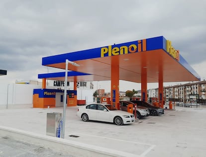 Estación de gasolinera de Plenoil