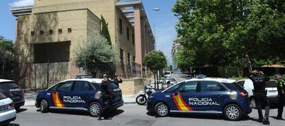 Agentes de policía en un suceso en Marbella.