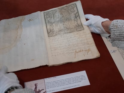 Certificado expedido en Málaga el 11 de marzo de 1722 al patrón de barco Pedro Mengual, que zarpaba rumbo a Ceuta, en el que se da fe de que la ciudad está libre de la peste de Marsella, en el Archivo Histórico Provincial de Sevilla.