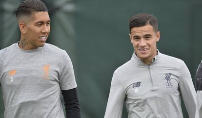 Firmino y Coutinho, en el entrenamiento del Liverpool.