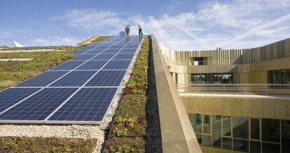 Placas solares en el Basque Culinary Center de San Sebasti&aacute;n.