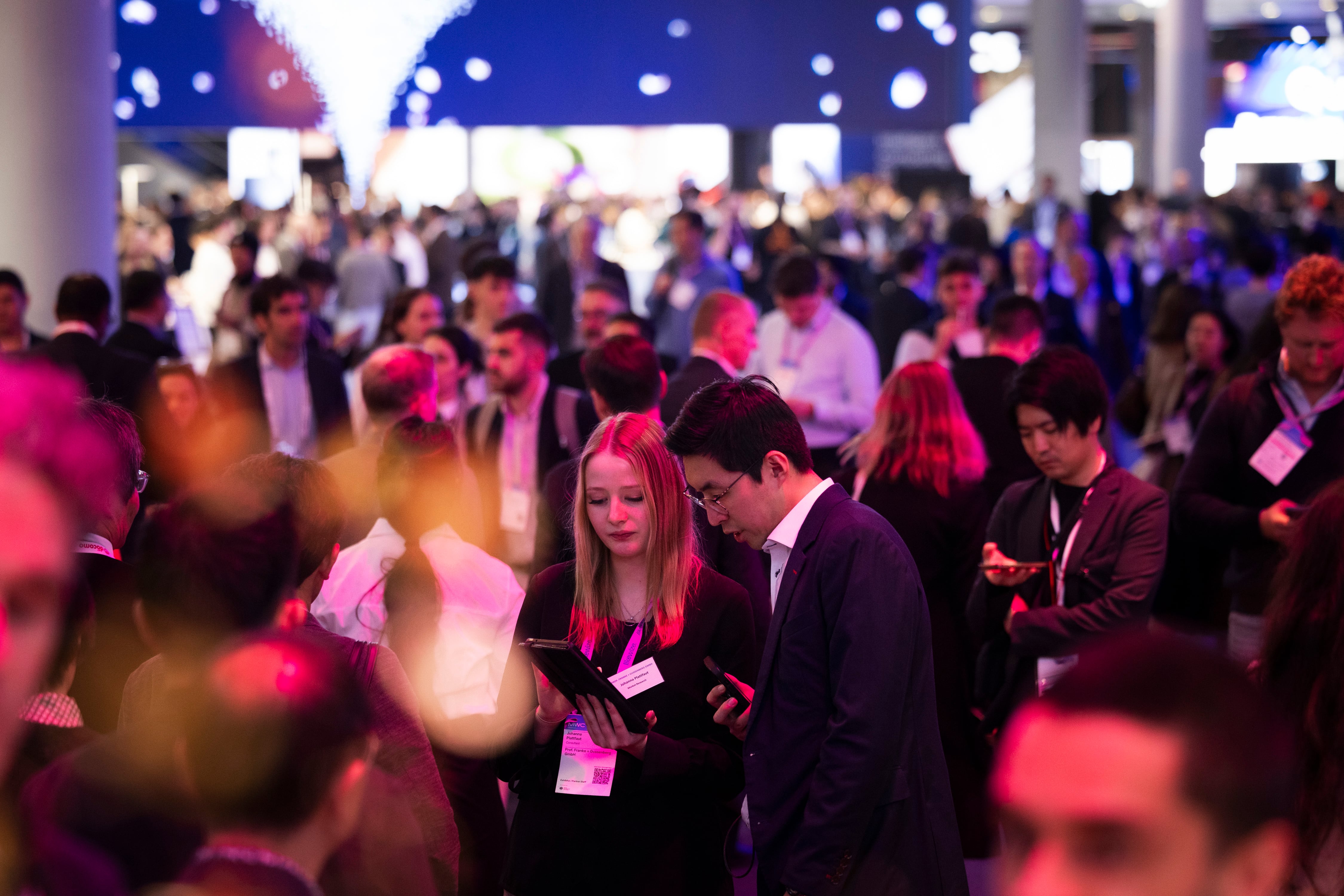 El Mobile sortea las tensiones geopolíticas con 105.000 asistentes