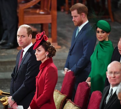El príncipe Guillermo, junto a Kate Middleton, y Enrique de Inglaterra y Meghan Markle, en el servicio del Día de la Commonwealth, el 9 de marzo de 2020 en Londres, el que sería su último acto oficial dentro de la familia real británica. 