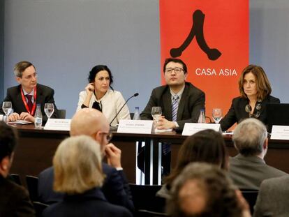 De izquierda a derecha, Biosca (AENA), De Miguel (Asociación Hotelera de Madrid), Jensana (Casa Asia), Foguet (Value Retail) y Cierco (Iberia).