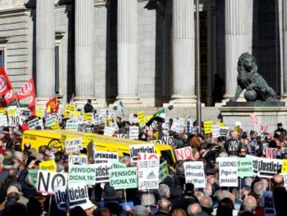 En Madrid hay convocadas dos manifestaciones  una sale de la Puerta del Sol a las 11 de la mañana y la otra a las seis de la tarde