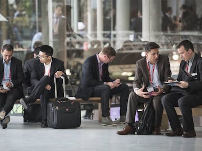 Visitants asiàtics a l'última edició del Mobile World Congress, a Barcelona.