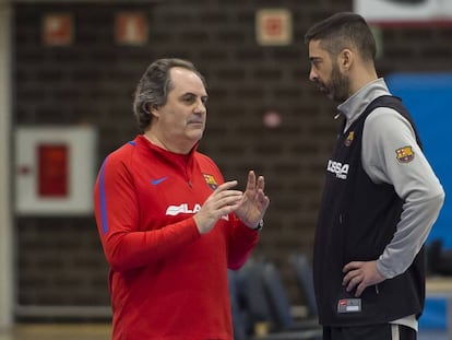 Alfred Julbe, en su primera sesi&oacute;n de entrenamiento, con Navarro.