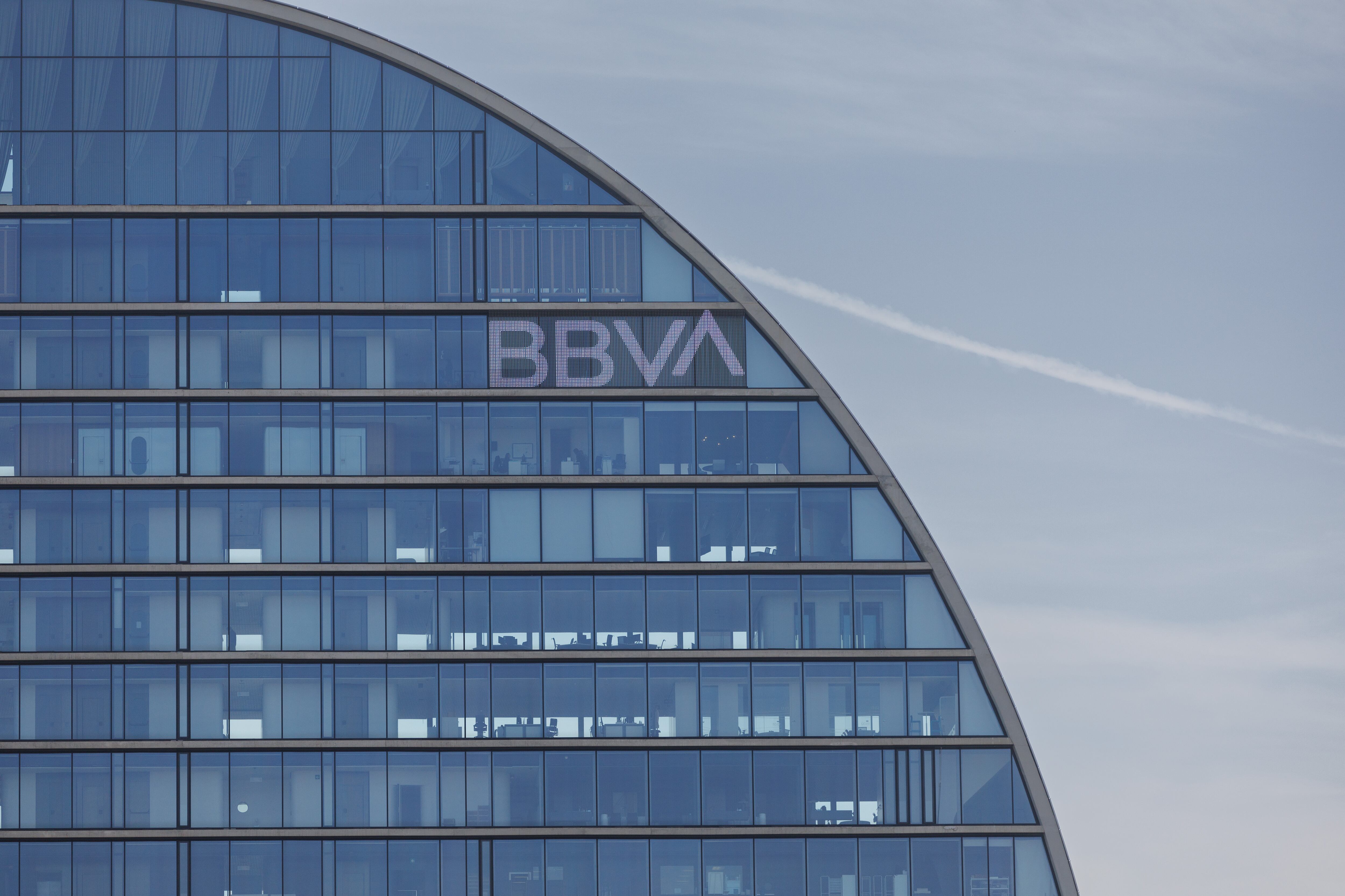 Fachada del banco del BBVA en la ciudad del BBVA, a 10 de abril de 2023, en Madrid.