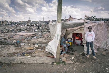 Los vecinos de los barrios de Milimani, Sisal y 48 zone son los más impactados en una zona que ha visto como casi dos tercios de su población, de algo más de 100.000 habitantes, se han quedado sin un techo.