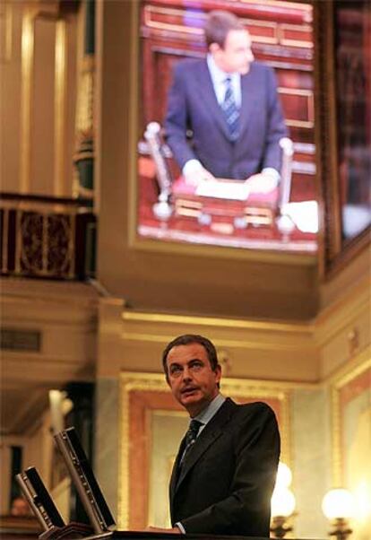 José Luis Rodríguez Zapatero, en la tribuna del Congreso.