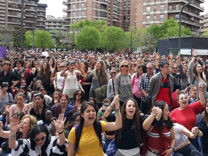 Protesta frente al Palacio de Justicia de Pamplona por la sentencia de La Manada.