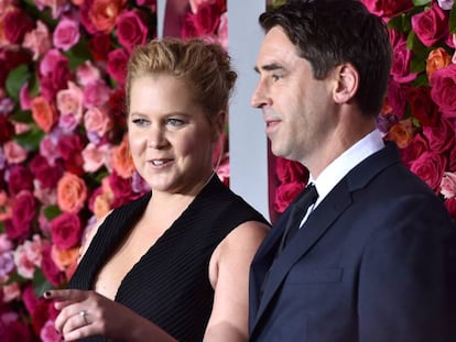 Amy Schumer y Chris Fischer, en los premios Tony en Nueva York el 10 de junio de 2018.