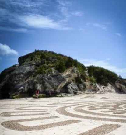 La arena fina y rosada es típica de las playas de Bermudas.