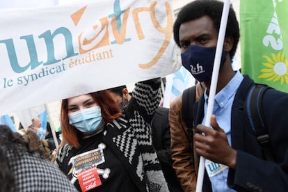 Manifestación de estudiantes contra la precariedad, el pasado 16 de marzo en París.