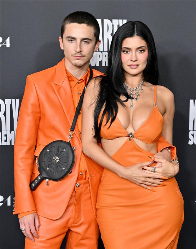 Timothée Chalamet y Kyle Jenner: la imparable obsesión de las parejas famosas por vestir igual