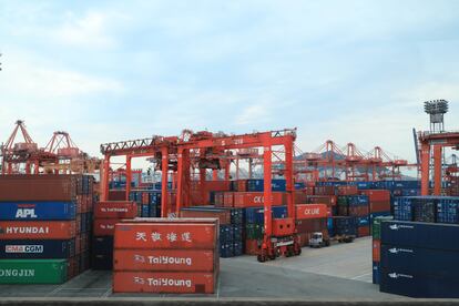 Contenedores en el puerto de Busan, en Corea del Sur.