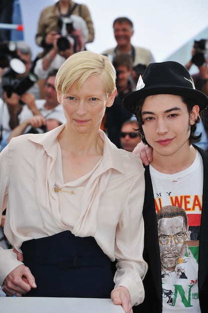 Tilda Swinton y Ezra Miller