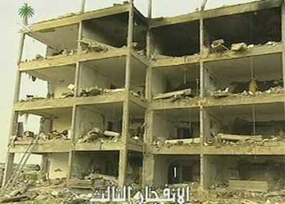 En la imagen se observan los daños sufridos en uno de los edificios afectados por las explosiones.