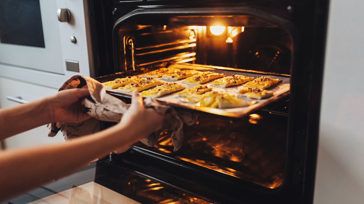 Uno de los sets de láminas para horno mejor valorados en Amazon.