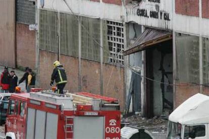 Explosión de una bomba en una empresa de Bilbao el pasado mes de febrero.