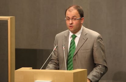 Asier Aranbarri, exalcalde de Azkotia, en una imagen cuando era el portavoz del PNV en las Juntas de Gipuzkoa.