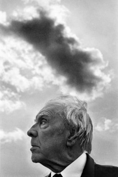 Jorge Luis Borges fotografiado en Palermo (Sicilia) en 1984.