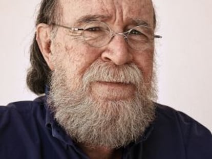 Joaquín Díaz ha publicado 80 discos y 50 libros sobre canciones tradicionales.