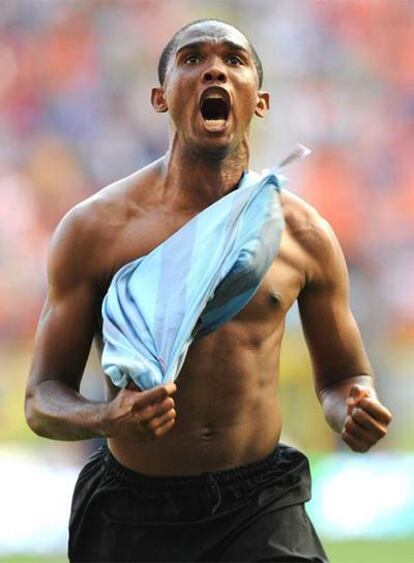 Eto&#39;o, tras marcar con el Inter.