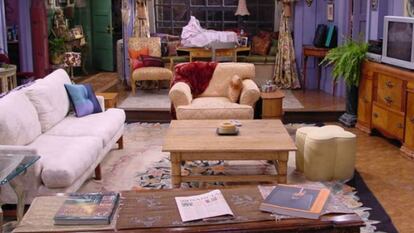 Así quedarían el salón de ‘Friends’ o el de ‘Los Simpson’ con muebles de Ikea