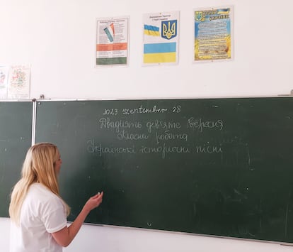 Clase en la escuela húngara de secundaria de Badalovo, pueblo de Ucrania.