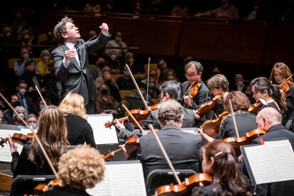 Gustavo Dudamel dirige en Nueva York 'La conexión de Schumann', en marzo de 2022.