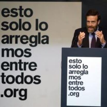 Guillermo de la Dehesa en la presentación de la campaña de las marcas