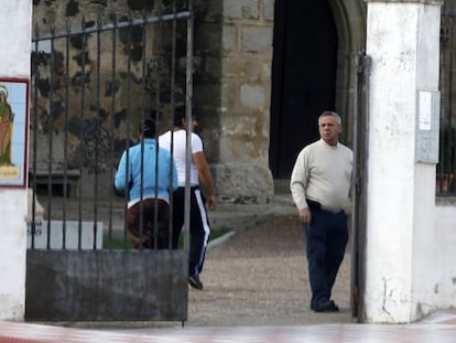 José Donoso Fernández, sacerdote de Mengabril, Badajoz, el pasado mayo.