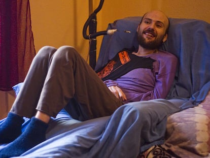Pedro Martínez recibió a EL PAÍS en su casa de Sevilla cinco días antes de su muerte.