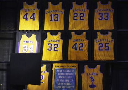 Las camisetas más míticas de los Lakers.