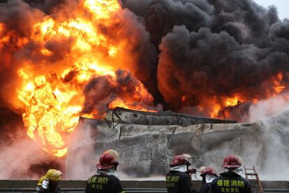 Incendio en una planta química de PX en Zhangzhou, China.