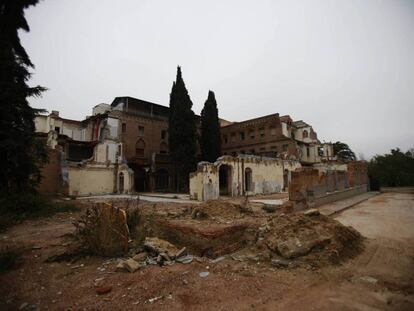 Convento de las Damas Apostólicas, derruido en parte.