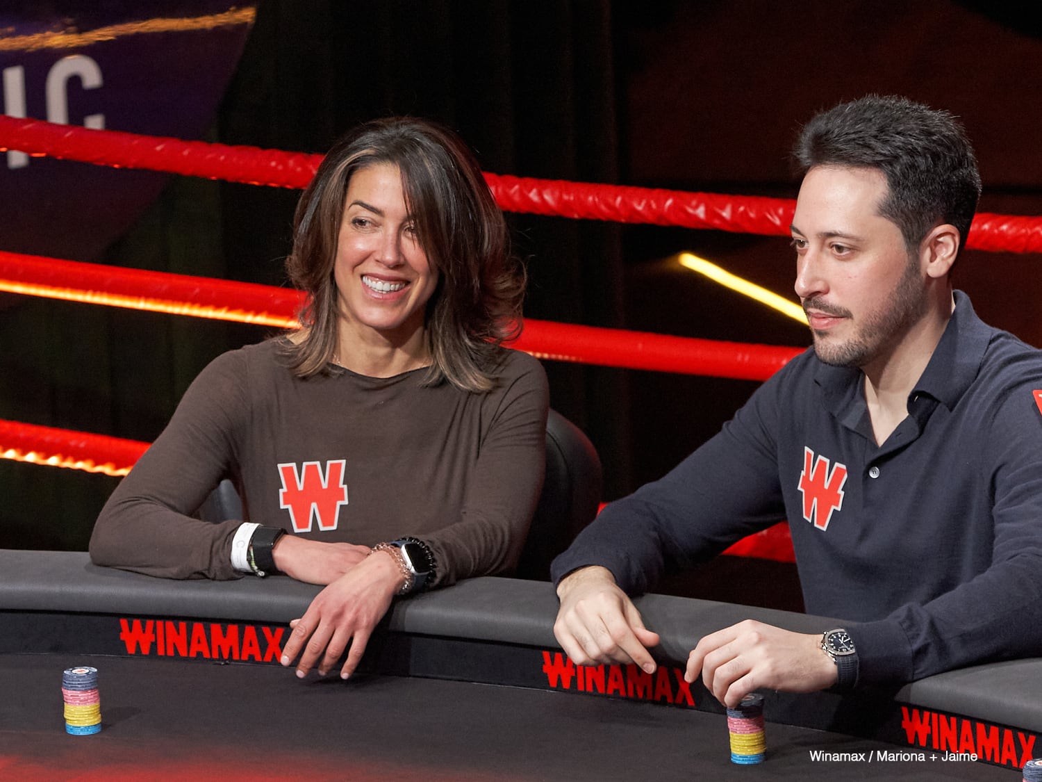 Leo Margets y Adrián Mateos, jugadores de póker y miembros del Team Pro de Winamax, durante la timba celebrada en el Casino de Andorra en febrero de 2026.
