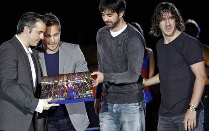 Borregán, Tomás, Navarro y Puyol, capitanes del Barcelona, en 2013.