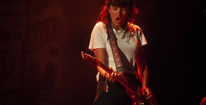 Courtney Barnett sobre l'escenari del Primavera Sound, el 30 de maig.